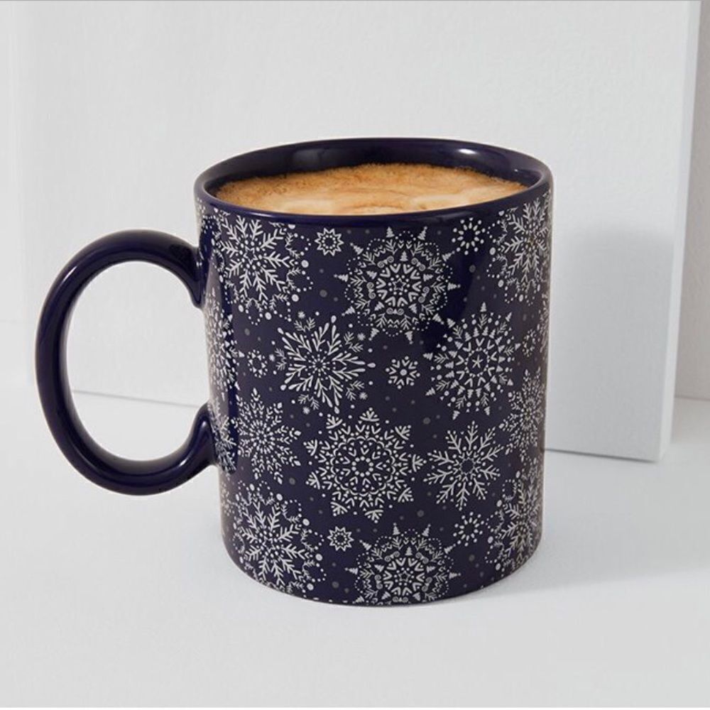 NEW … CHIC & TONIC “Snowflake” Mug